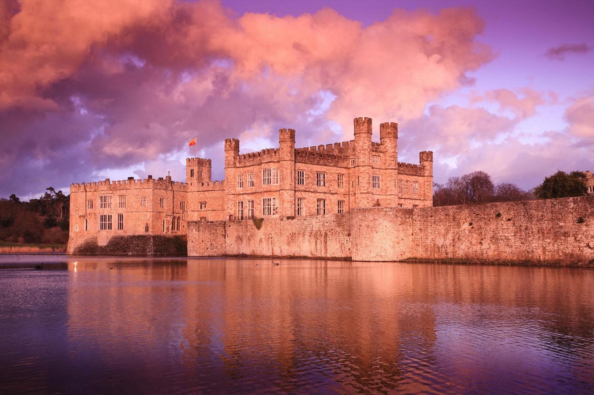 Leeds Castle Stable Courtyard Bed And Breakfast Maidstone Exterior photo