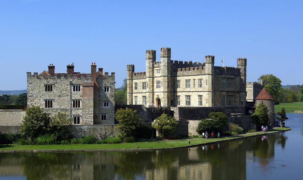 Leeds Castle Stable Courtyard Bed And Breakfast Maidstone Exterior photo