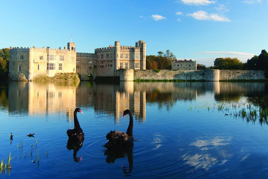 Leeds Castle Stable Courtyard Bed And Breakfast Maidstone Exterior photo